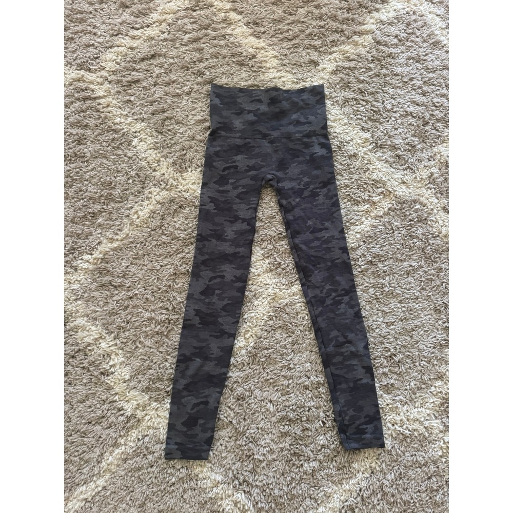Spanx Look at Me Now Seamless Leggings Grey Camo High Waist Womens Small